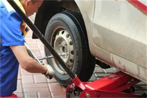 长白新村附近拖车24小时服务热线电话